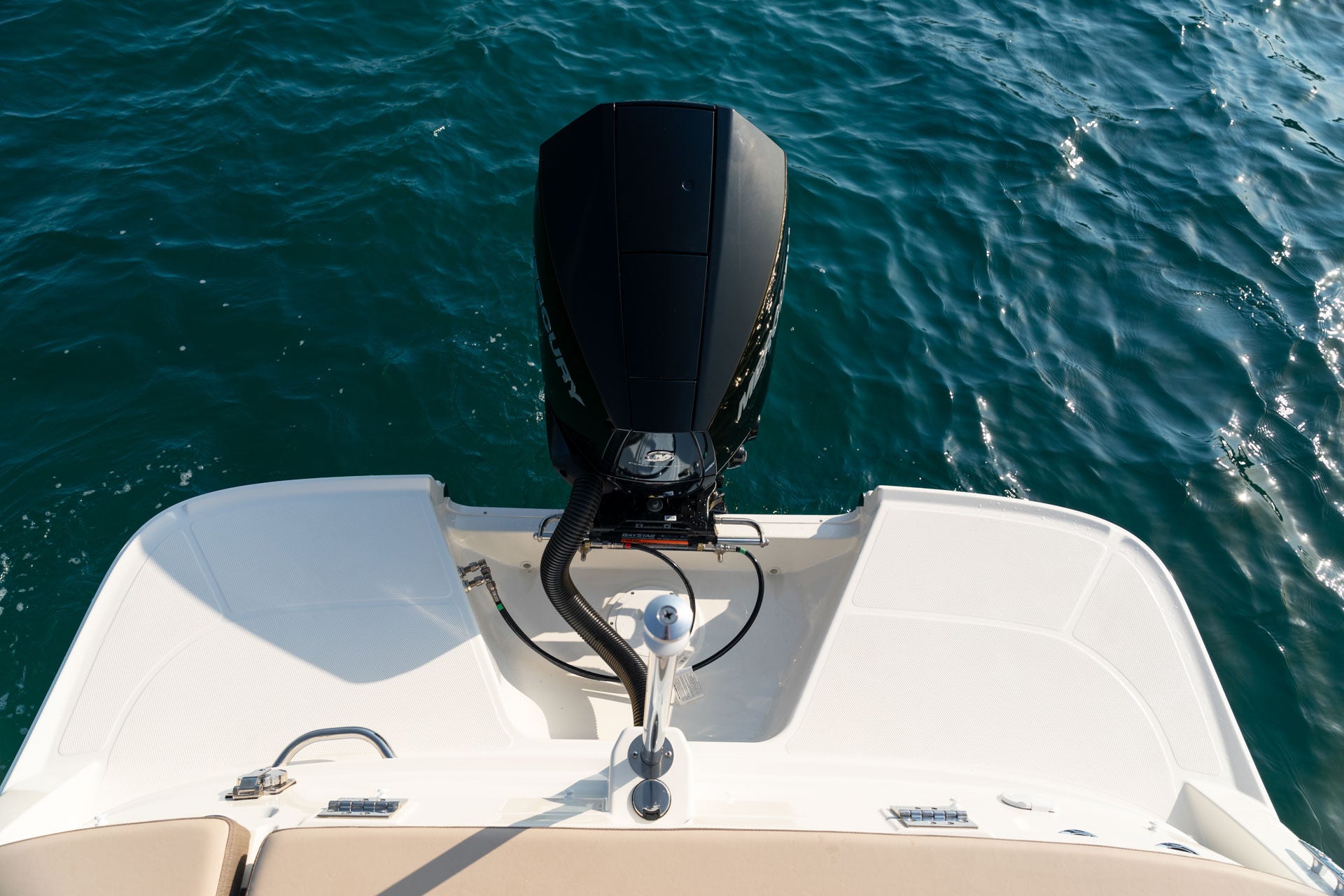 Bayliner VR6 Cuddy Details