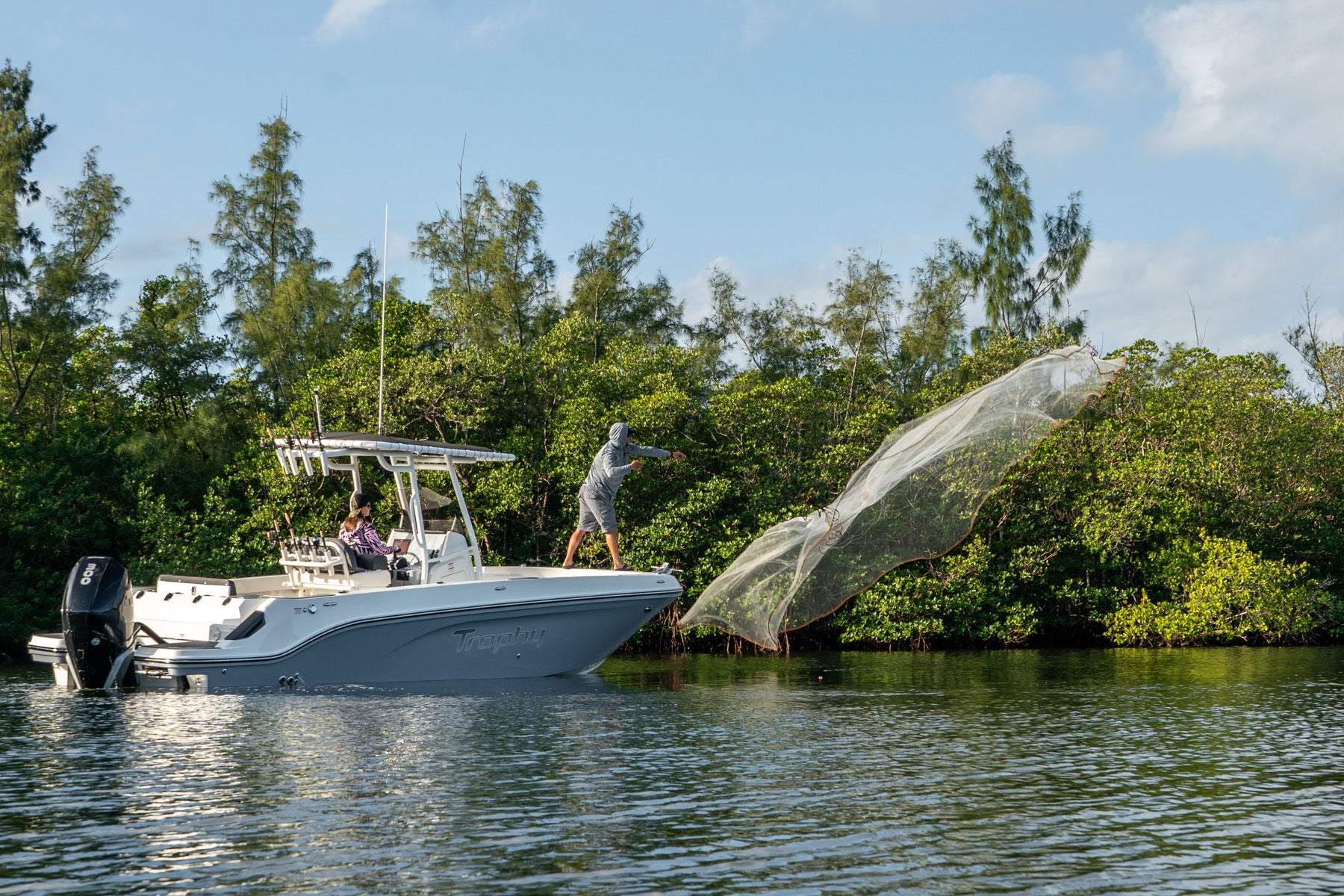Bayliner Trophy 24 CC lifestyle