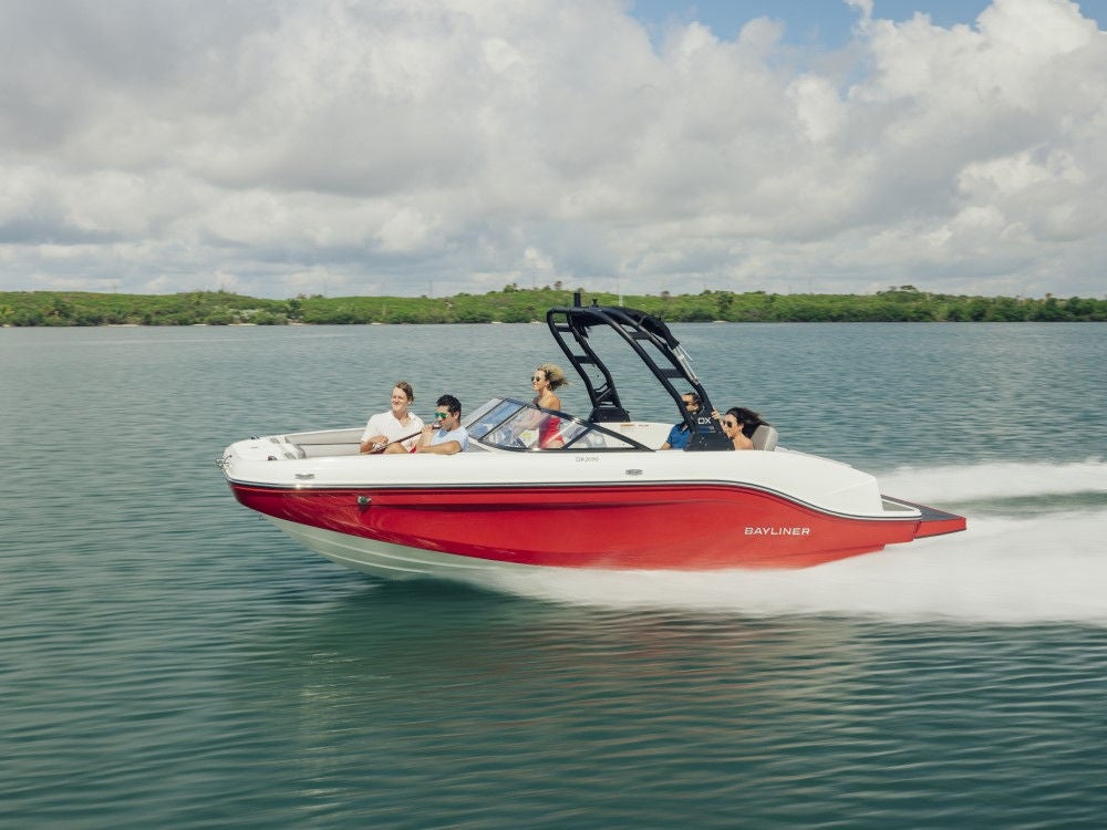 Bayliner Currents blog - cleaning and maintaining your bayliner
