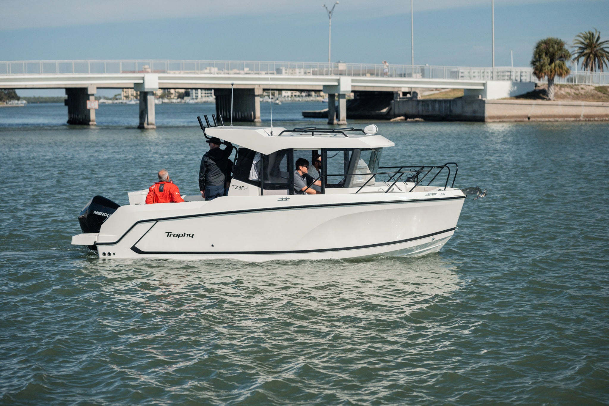 T23 Pilothouse overnight boat running