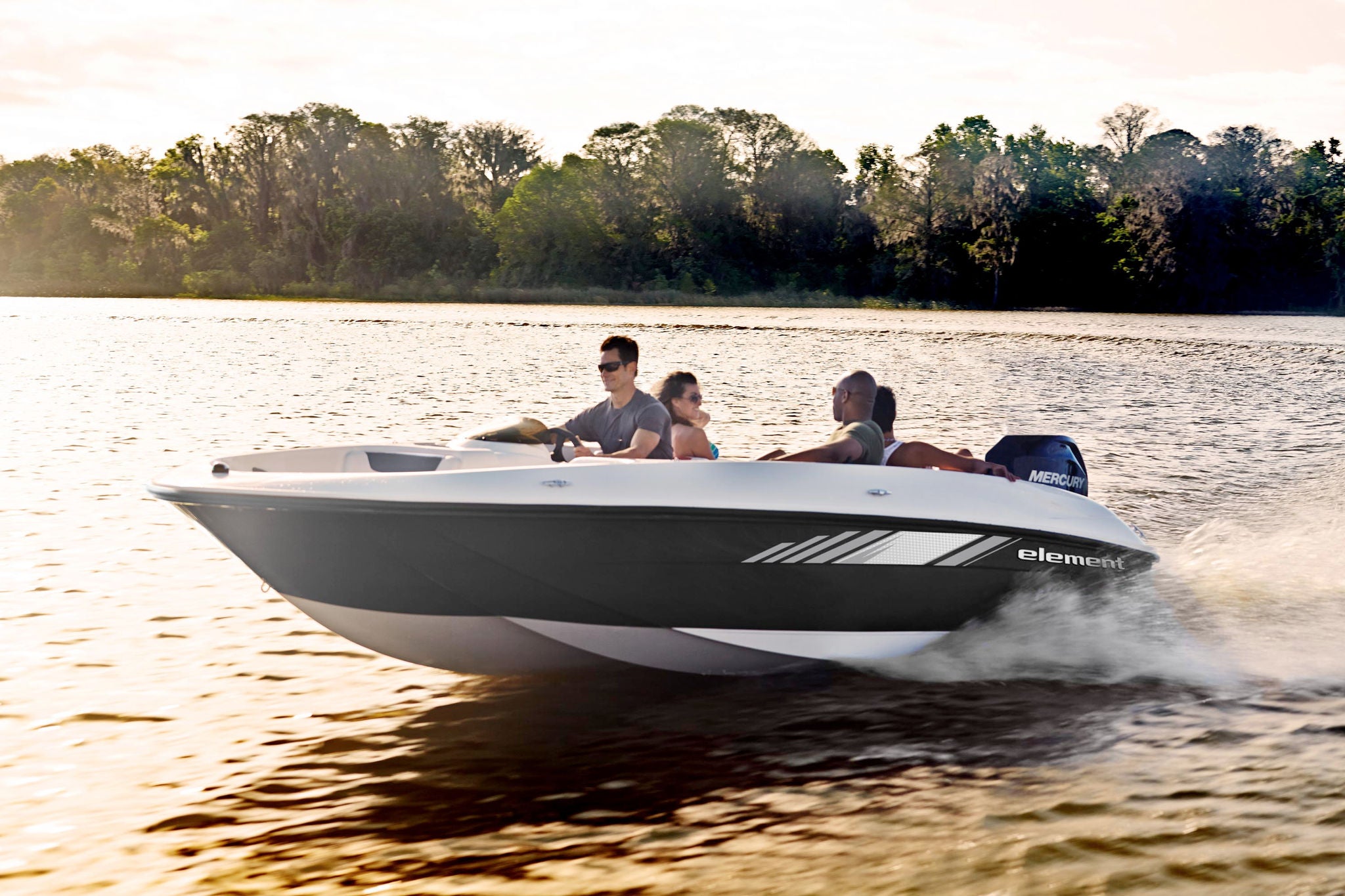 bayliner element e18 xl boat water