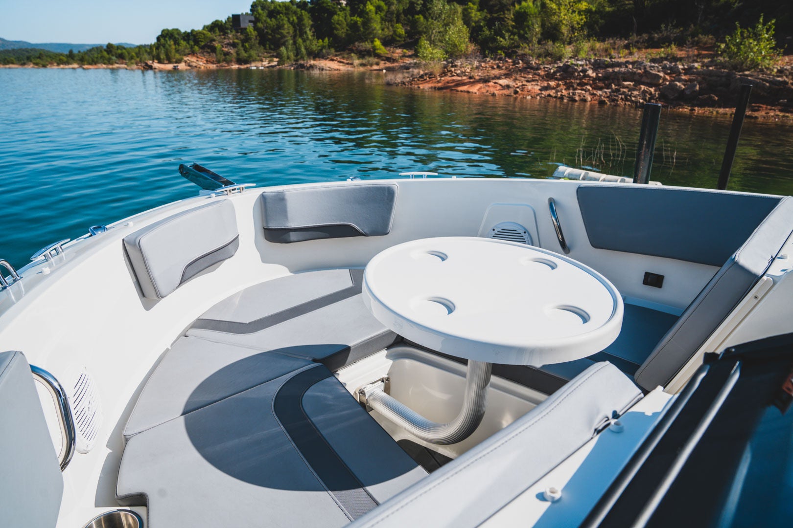 bayliner v20i boat table seats 03208