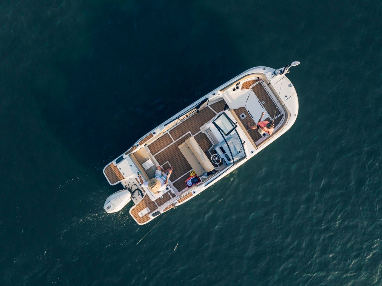 Bayliner Trophy 22 SC lifestyle