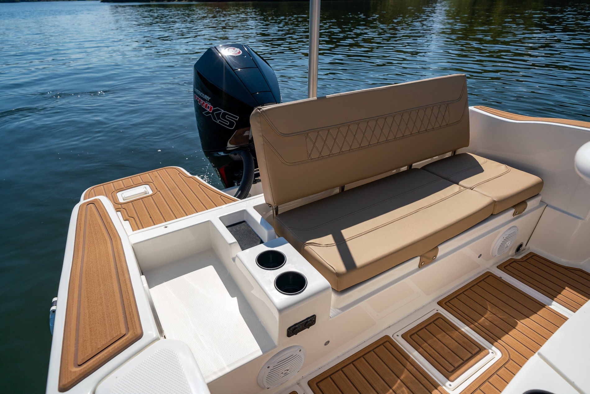 Bayliner Trophy 20 CC Details