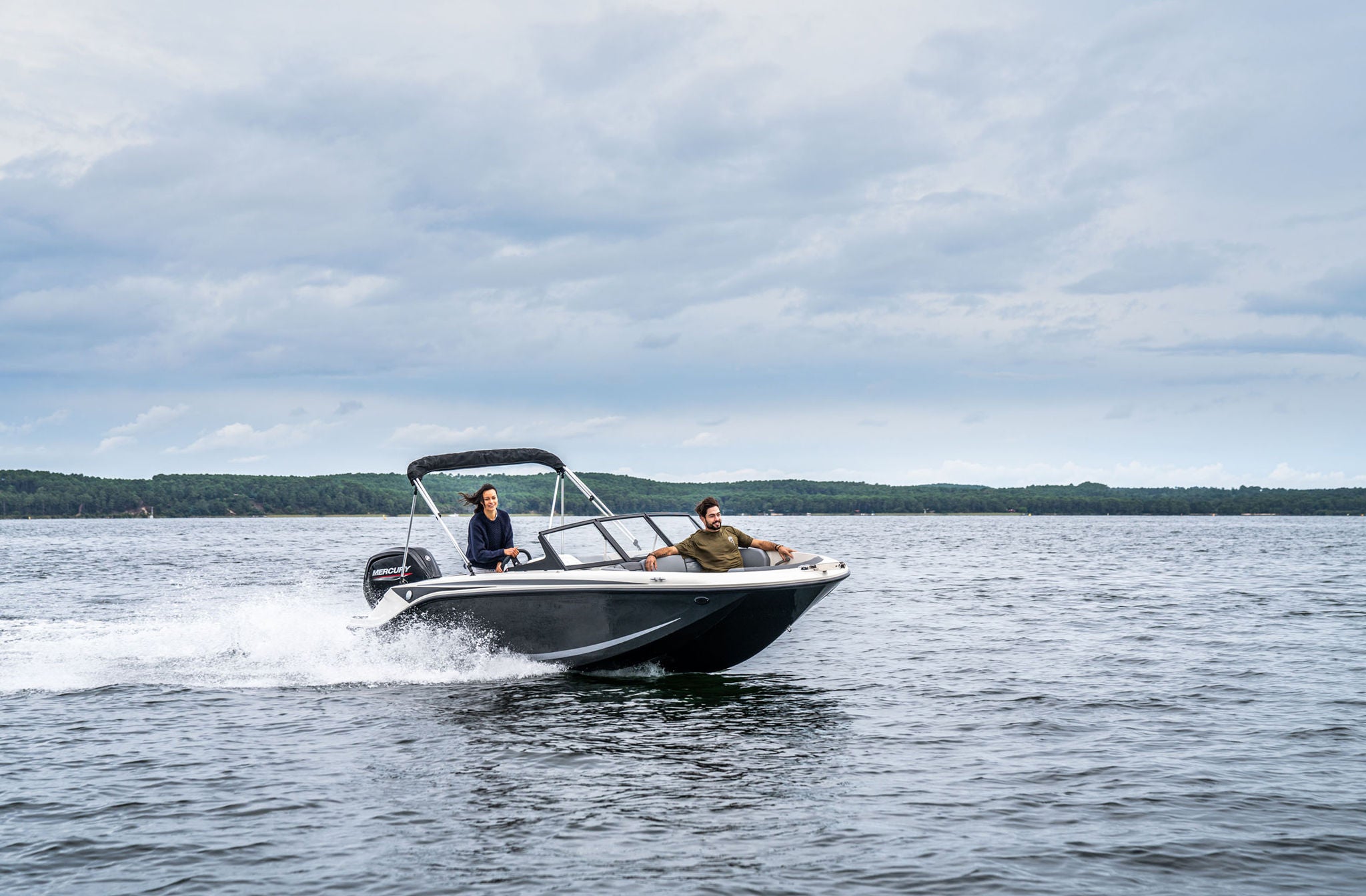 Bayliner M17 Running