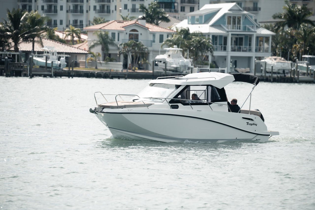 Trophy T23 Explorer overnight boat cruising in the water