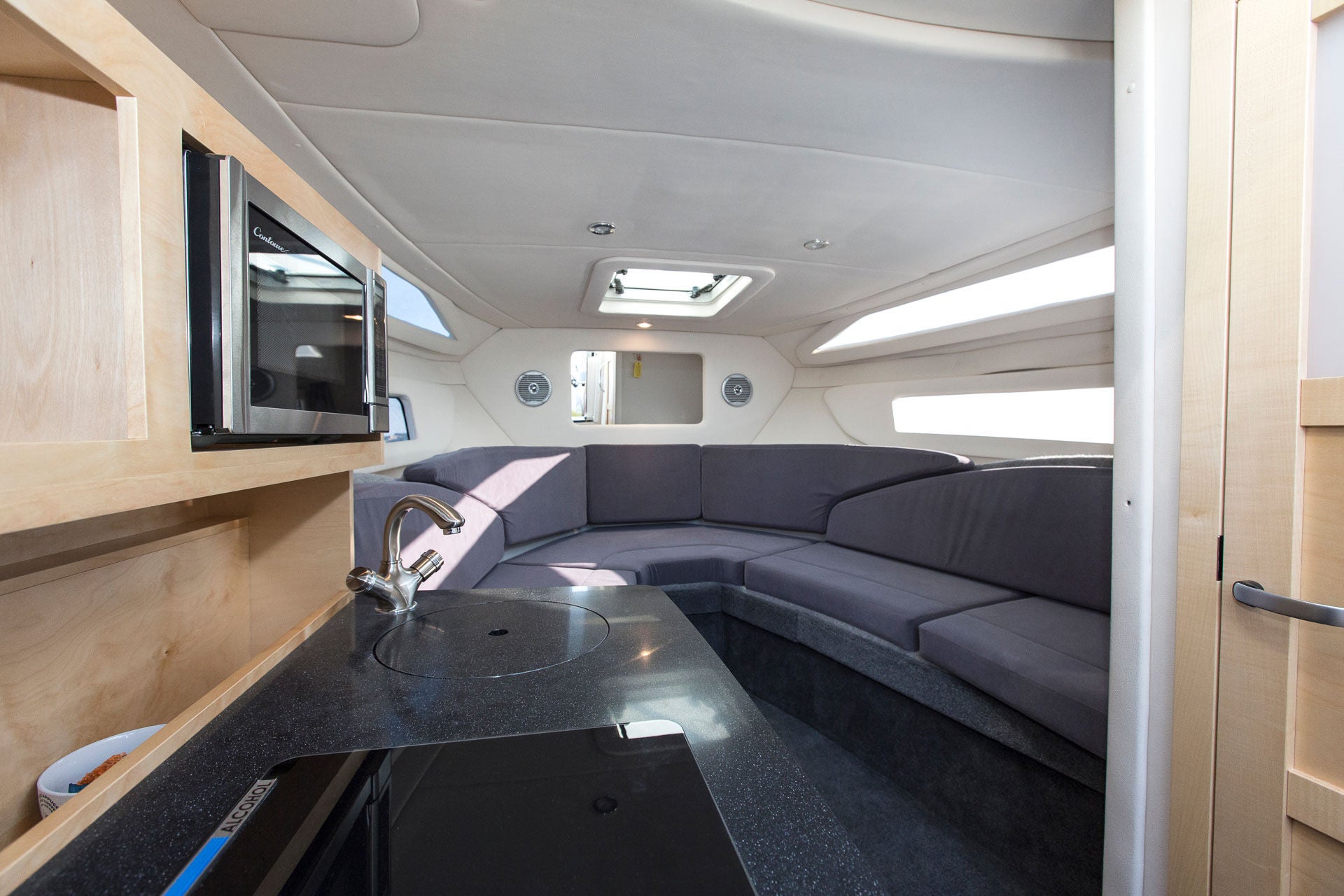Bayliner Ciera 8 Details