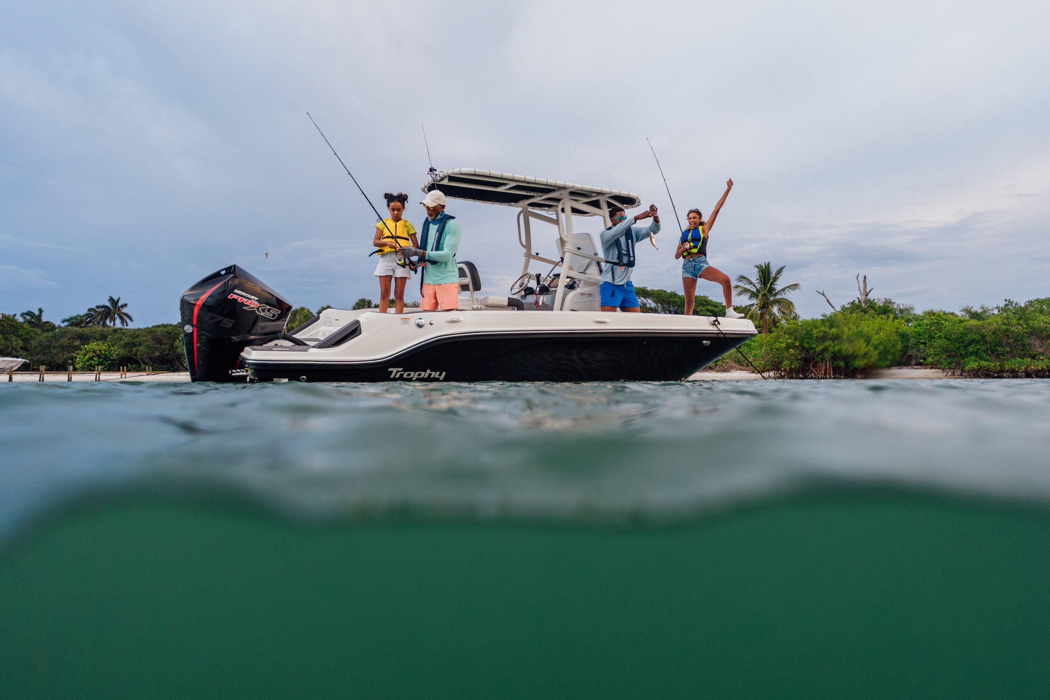 Bayliner Trophy 20 CC lifestyle
