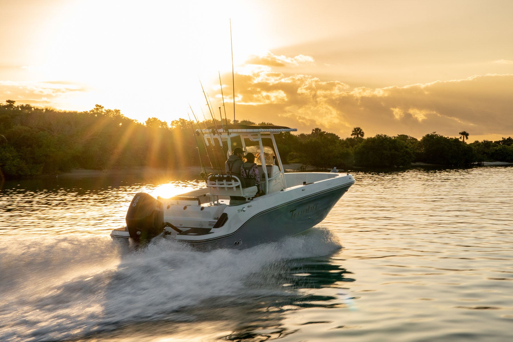 Bayliner Trophy 24 CC Running
