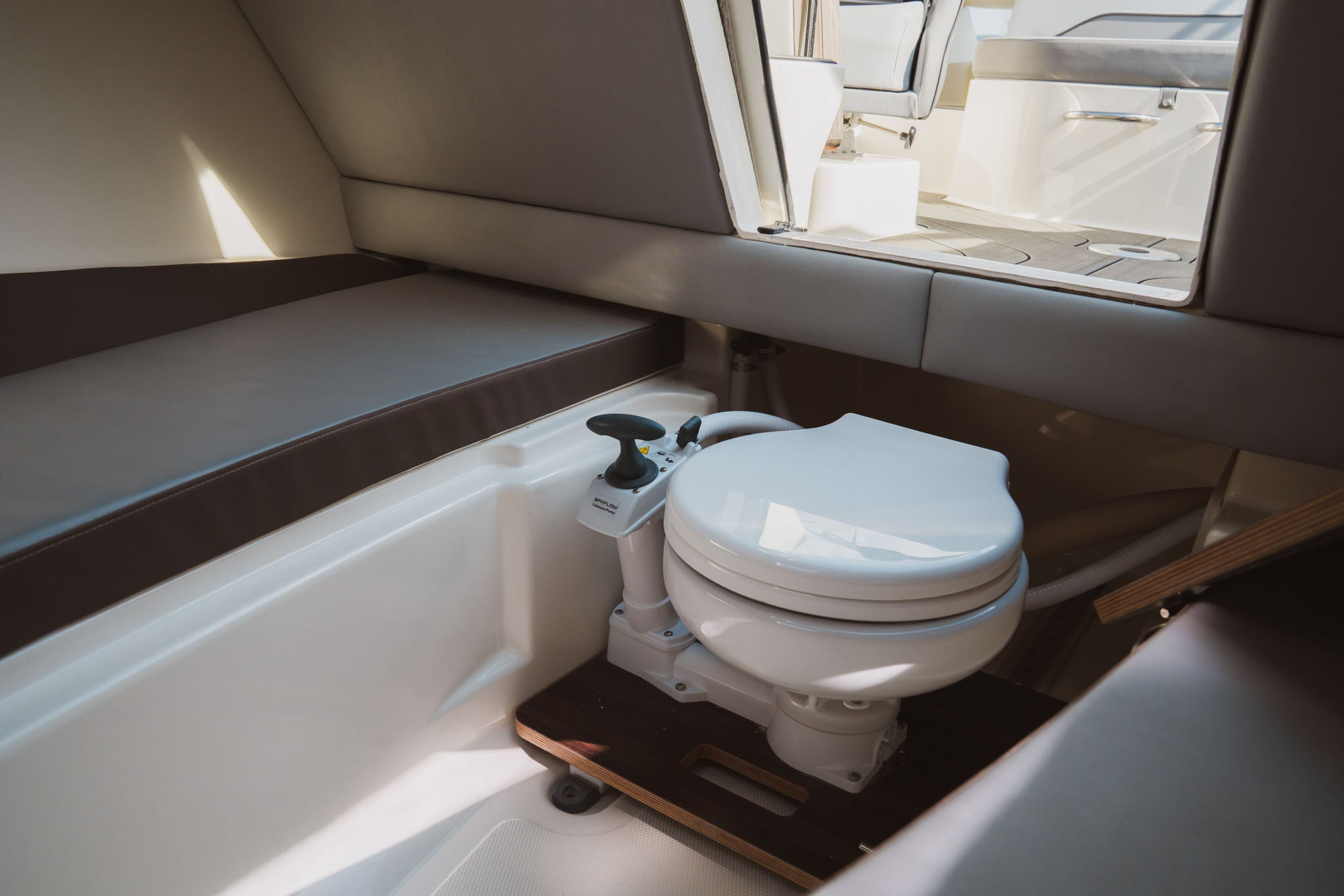 Bayliner C21IE details