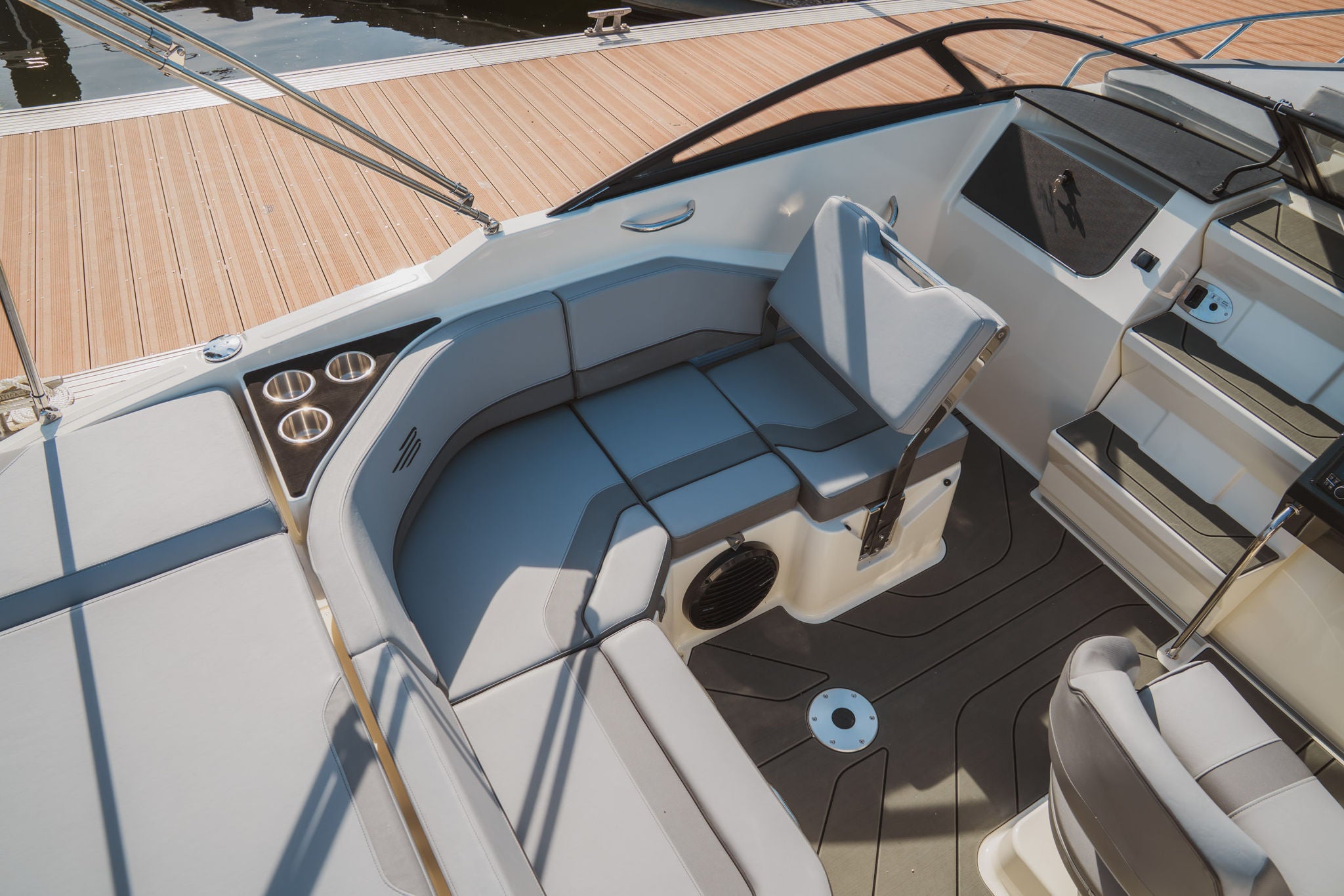 Bayliner C21IE details