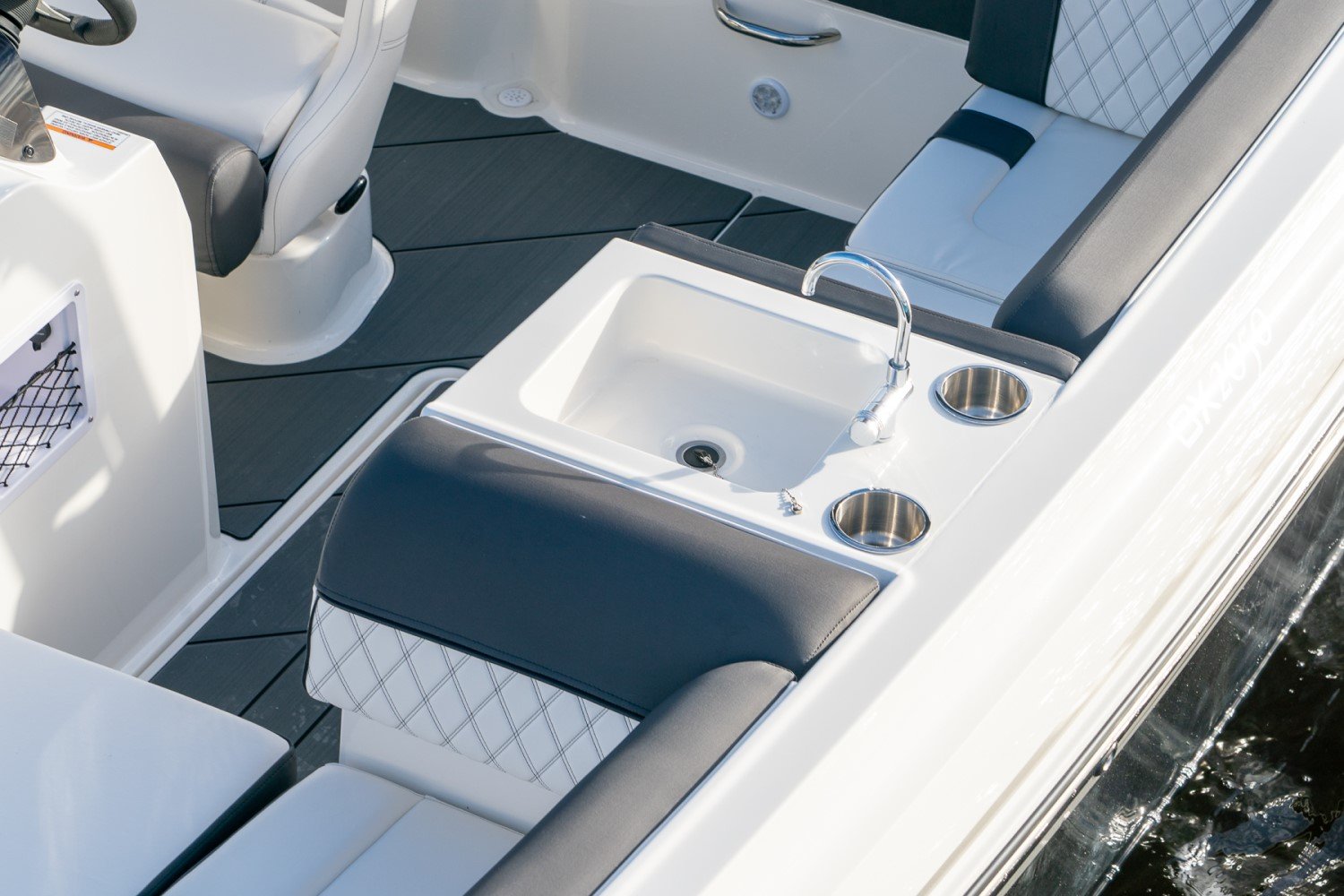 onboard sink on the DX2050 deck boat
