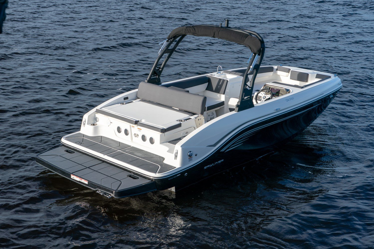 rear view of the DX2050 deck boat