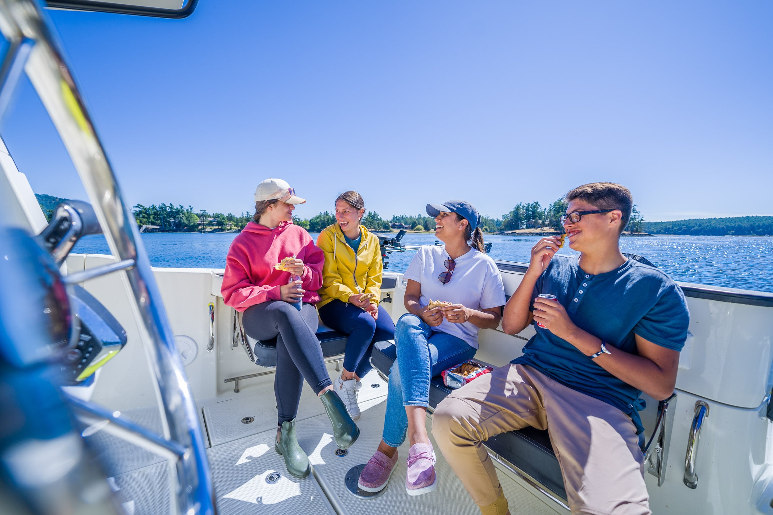 rear seating on the Trophy T25 Pilothouse overnight boat