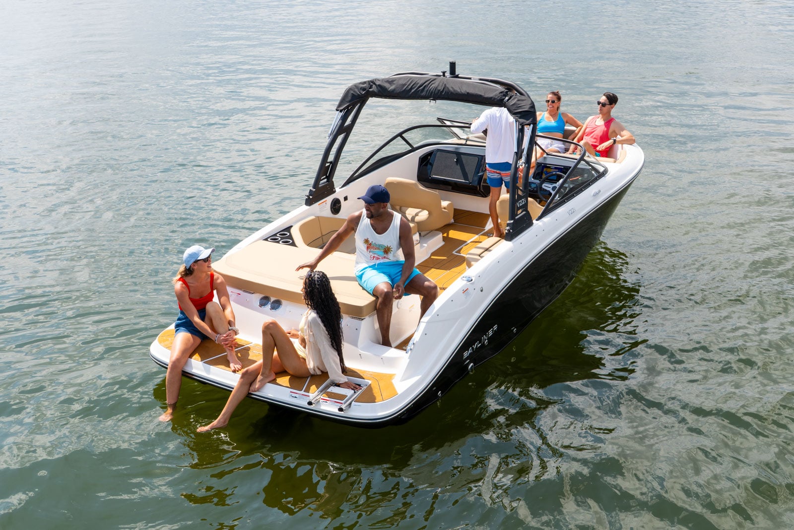 Rear view of a V20 Bowrider boat running
